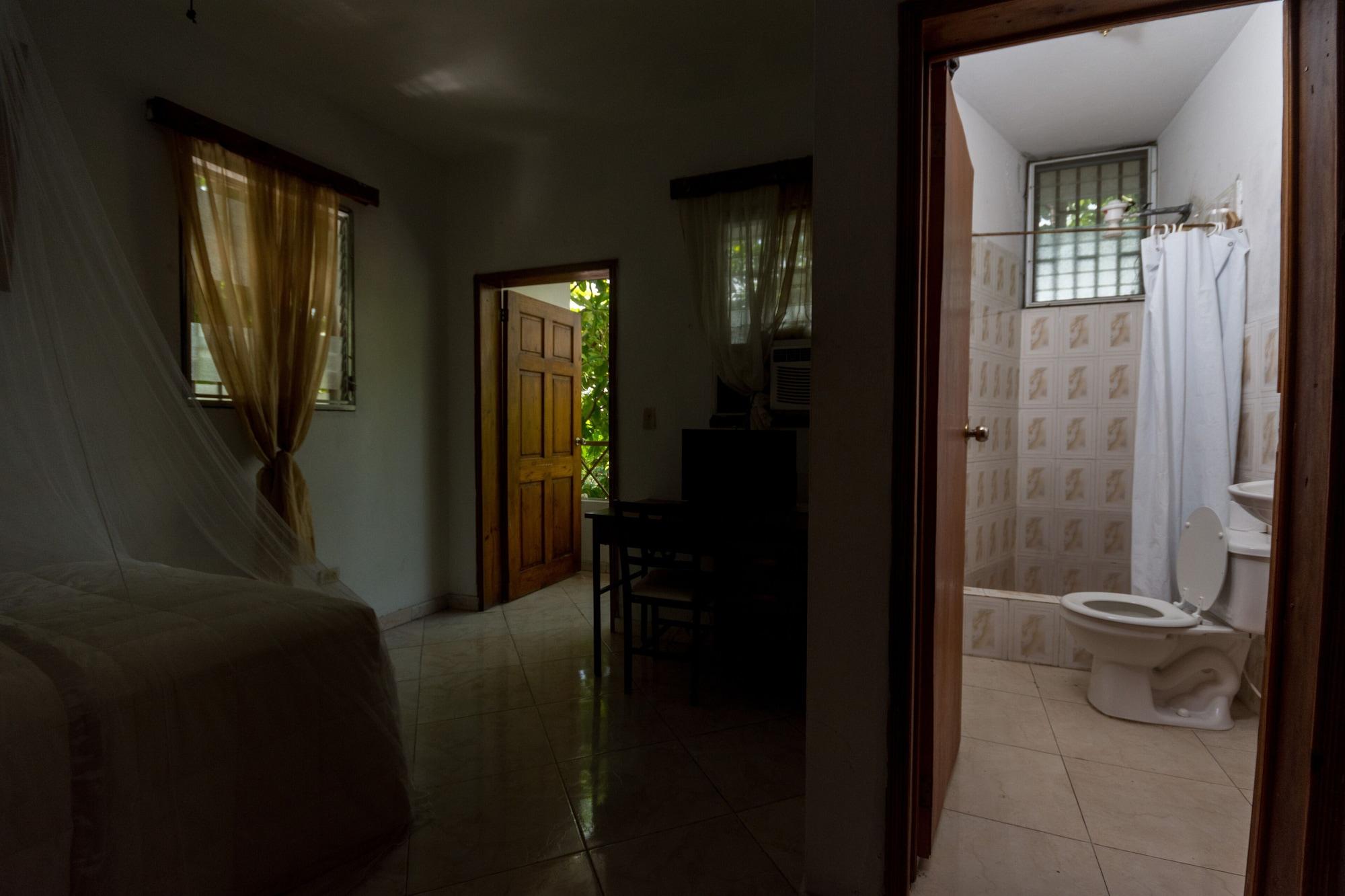 Pacot Breeze Hotel Musseau ภายนอก รูปภาพ