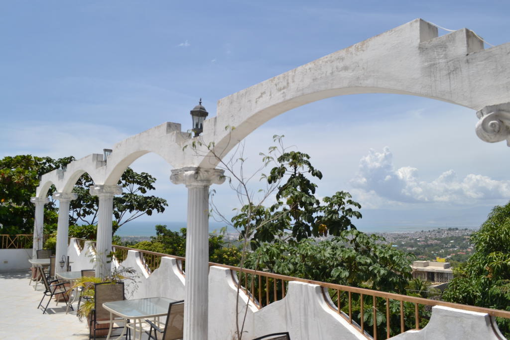 Pacot Breeze Hotel Musseau ภายนอก รูปภาพ