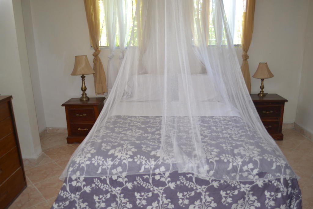 Pacot Breeze Hotel Musseau ห้อง รูปภาพ