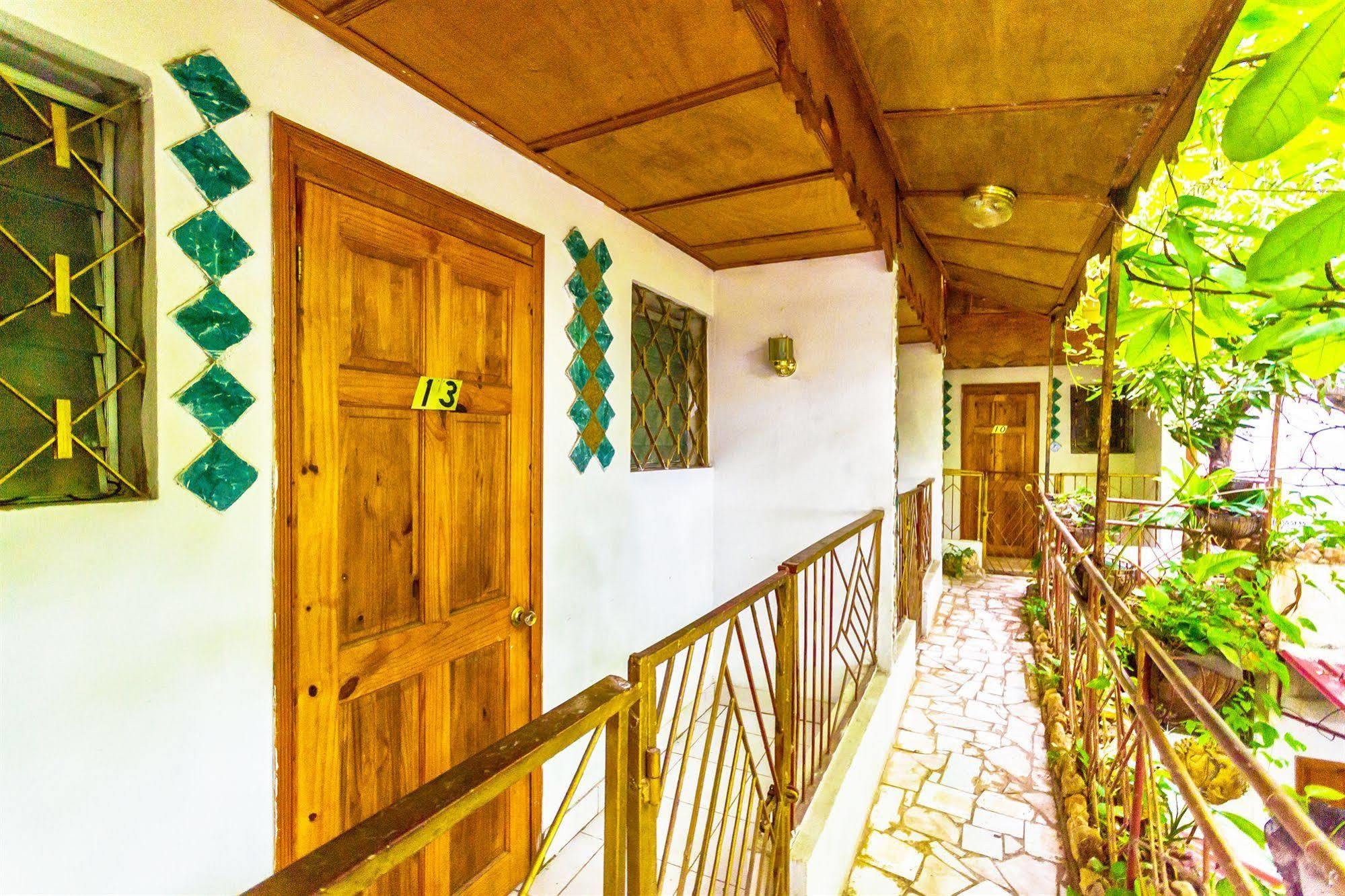 Pacot Breeze Hotel Musseau ภายนอก รูปภาพ